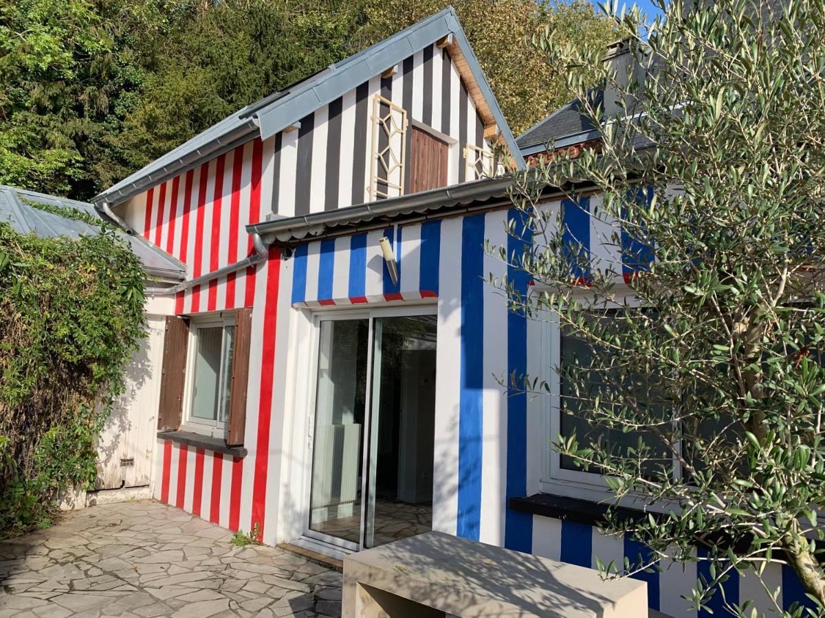 Rouen Eco Lodges Maison Entiere Avec Terrasse Dans Jardin Potager Piscine Parking Dış mekan fotoğraf
